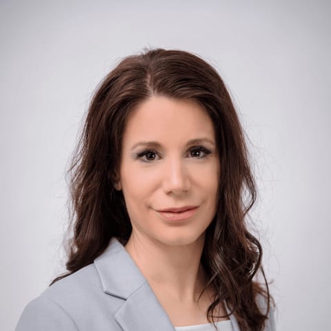 SCHUTZSCHMIEDE – Sarah Steiner